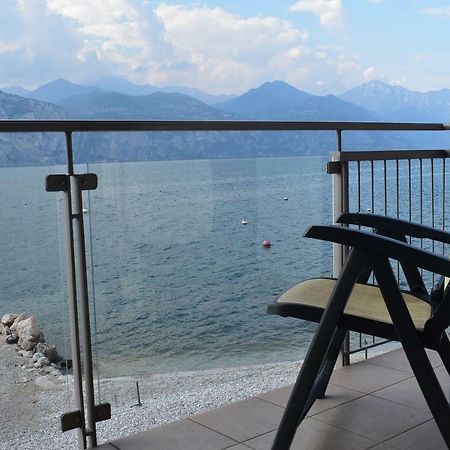 Hotel Garni Vela D'Oro Brenzone sul Garda Exteriör bild